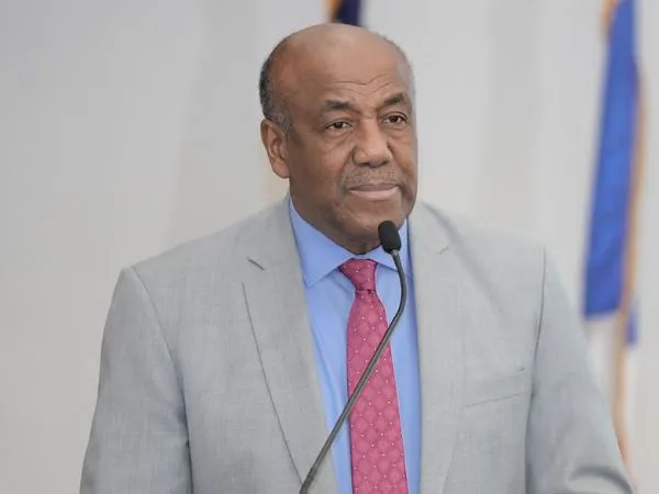 1 Almonte, Energia y Minas