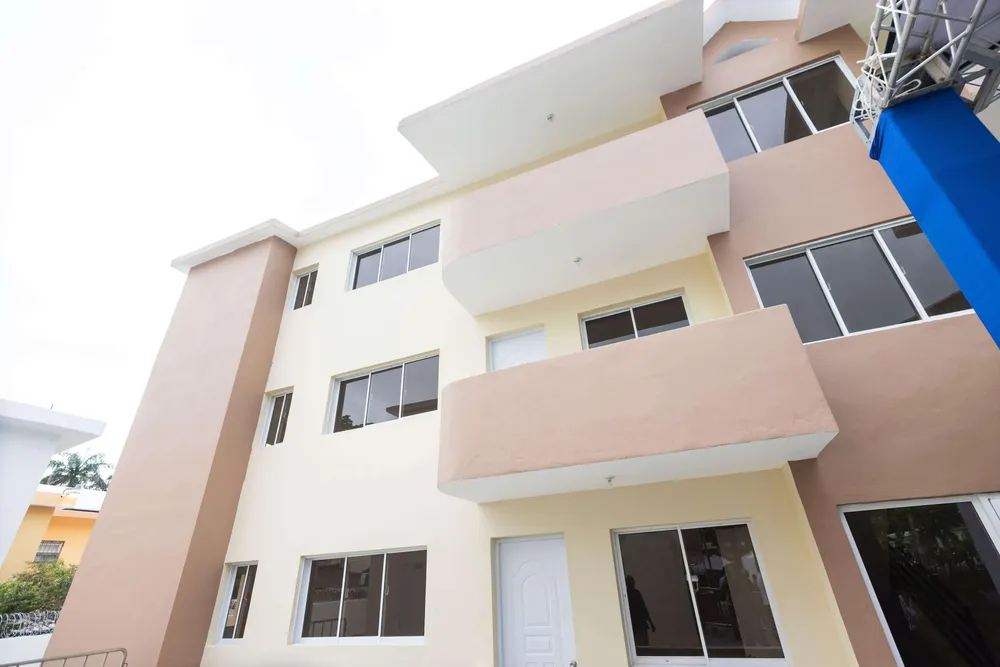 e425947f-ca80-4d6d-965d-666b8d3784fc (1)