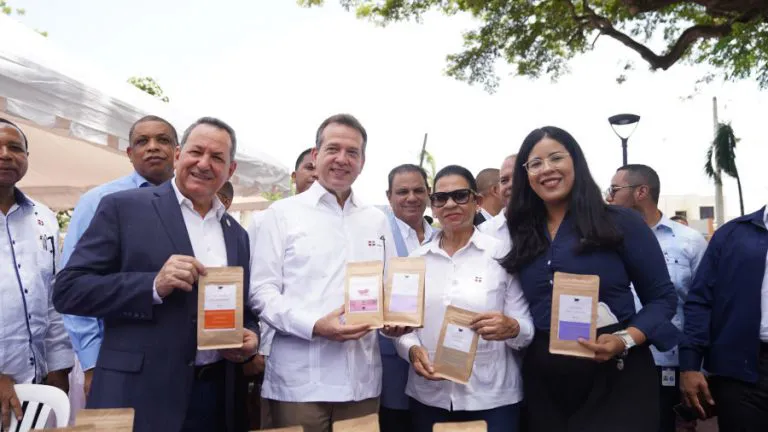 EN-RUTAS-MIPYMES-GOBIERNO-ENTREGA-02-768x432