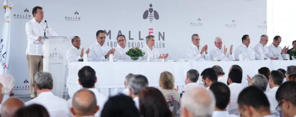Presidente-Abinader-asiste-a-inauguracion-nueva-planta-de-Laboratorios-Mallen-01-rs-1024x404
