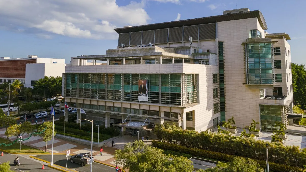 24-01-24-Fachada-PGR-bajante-Duarte-Mes-de-la-Patria_001-1200x675