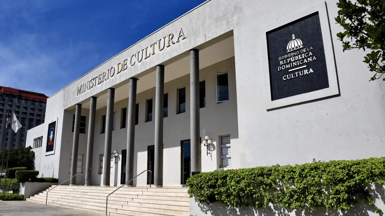 Fachada-Ministerio-de-la-cultura