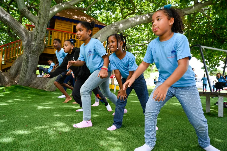 46eff594cc95ecffb759c53475ade30a_XL