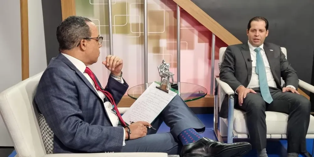 FOTO-NOTA-ENTREVISTA-1440x720