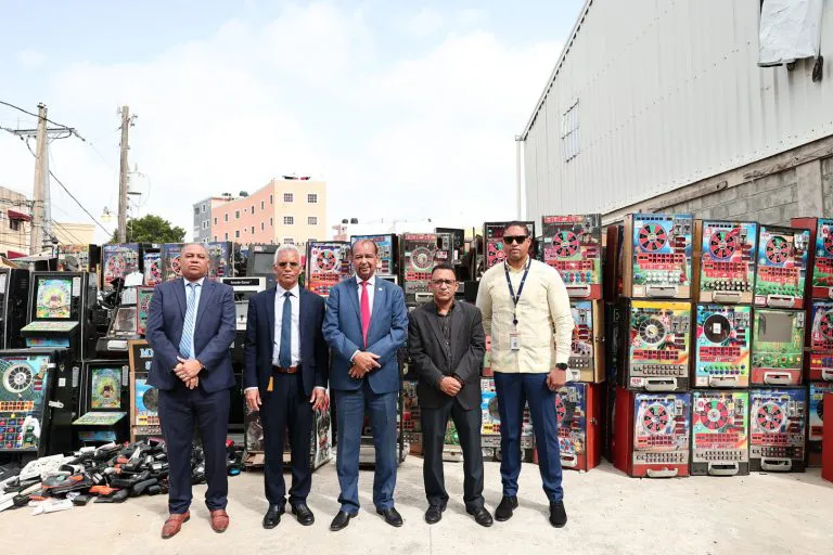 Foto-Desguace-1-768x512