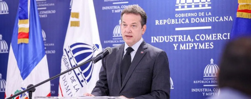 Bisono-afirma-Ley-de-Garantias-Mobiliarias-marco-un-hito-para-las-Mipymes-rs-1024x404