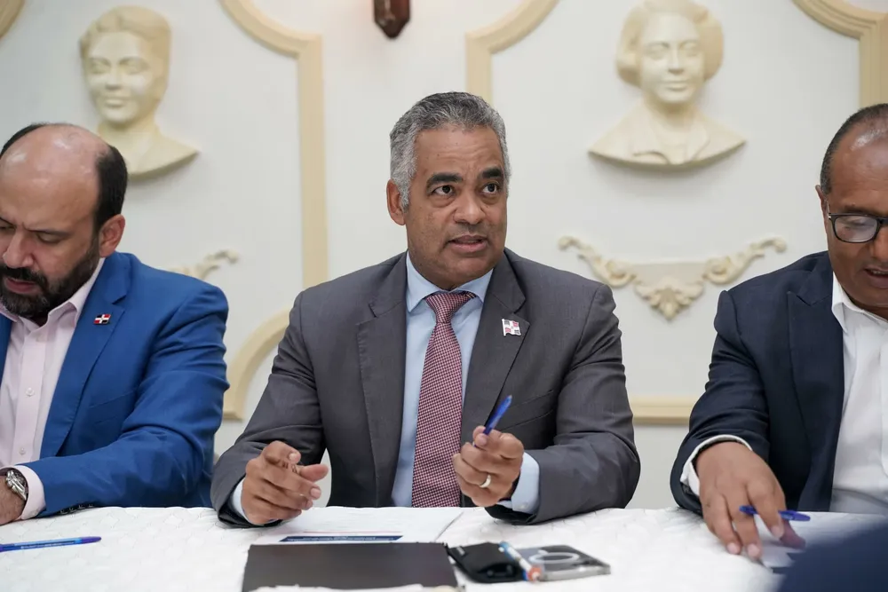 9F12C033-34E9-43CA-B144-FA3F8FA2AAE8-scaled