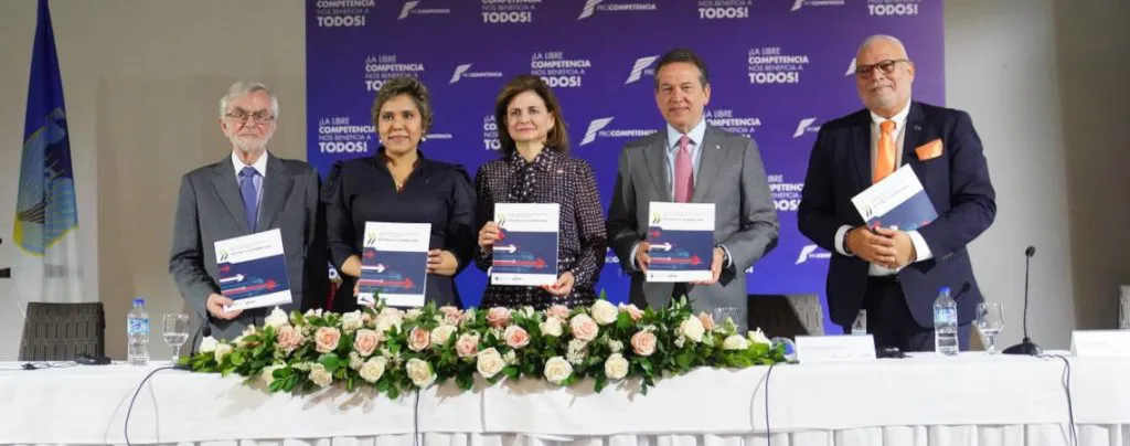 Bisono-participa-junto-a-la-vicepresidenta-Raquel-Pena-01-rs-1024x404