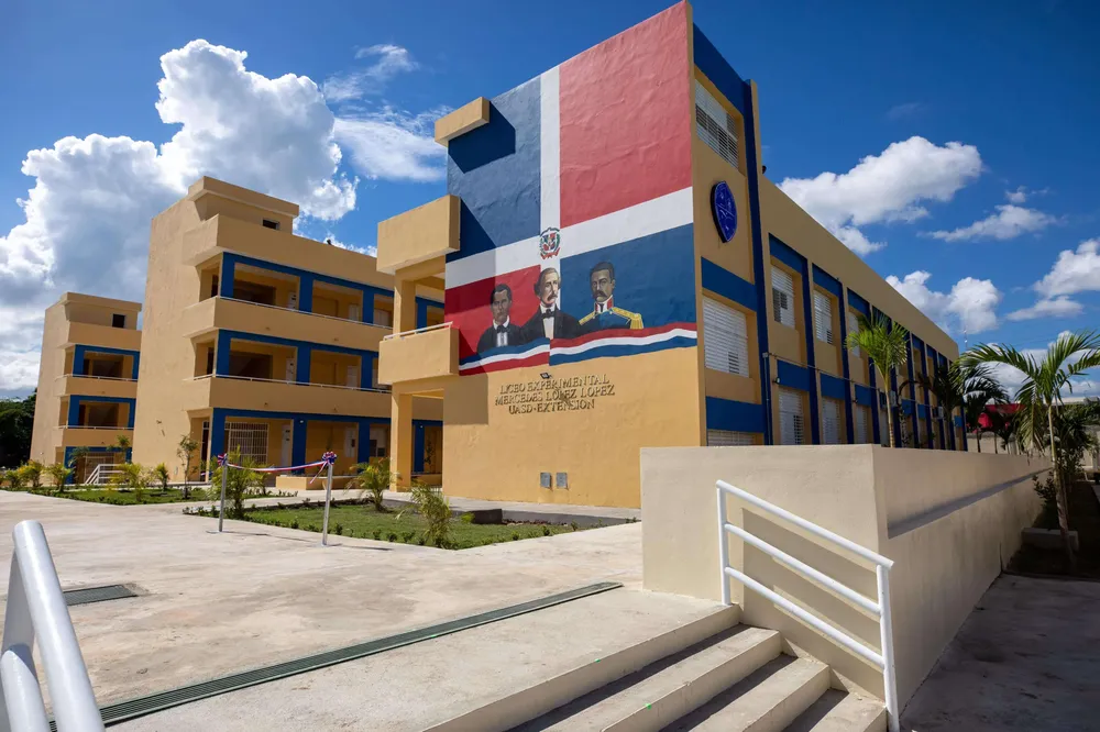 WhatsApp Image 2023-11-30 at 6.37.27 PM(1)