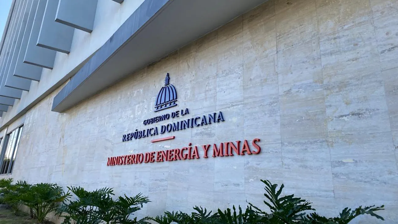 Fachada Energia y Minas (2)
