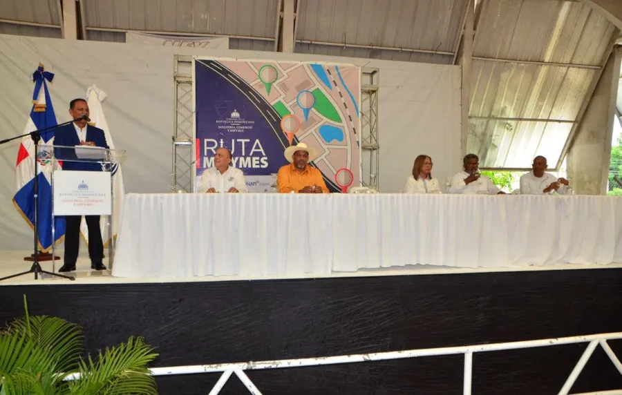 MICM-realiza-con-exito-la-segunda-Ruta-Mipymes-2024-en-la-provincia-de-Dajabon-02