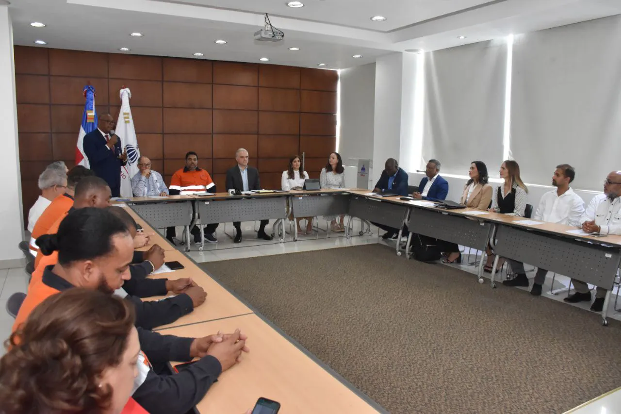 photo_4949937912036829982_y