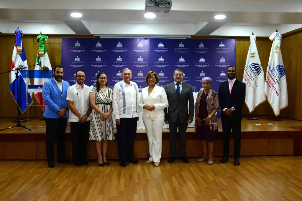 Certificacion-Olaya-Dotel-1024x684