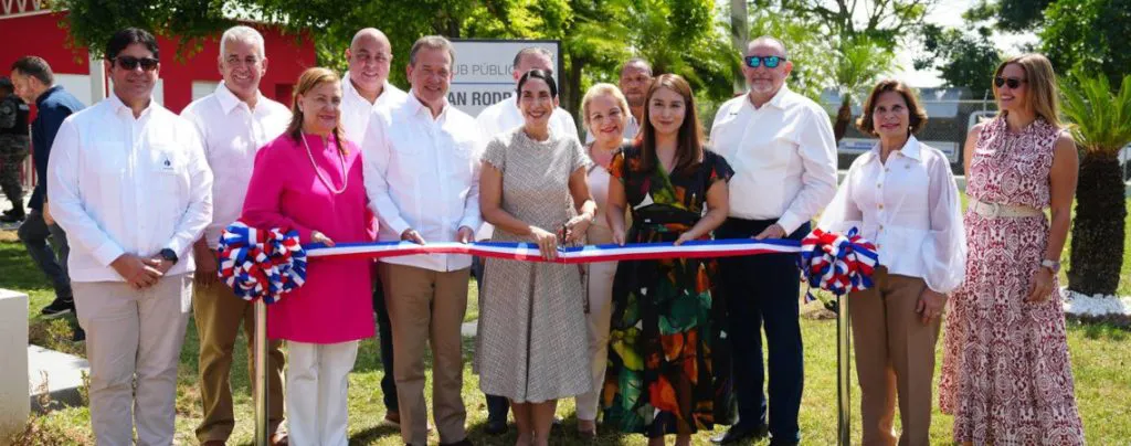 PRIMERA-DAMA-MICM-PEPSICO-Y-ADOCEM-INAUGURAN-REMODELACION-01-rs-1024x404