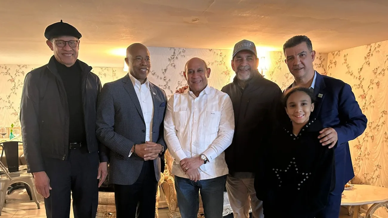 Eric Adams alcalde de Nueva York y Rafael Santos Badía director general INFOTEP, Cónsul Eligio Jáquez, e Idanys Rodríguez, Comisionado de Transpo_0