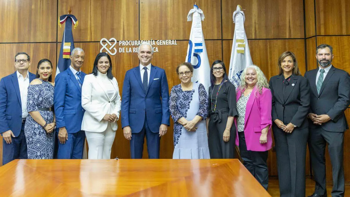 2023-07-11-Procuraduria-General-de-la-Republica-Dominicana-firma-acuerdo-con-el-Ministerio-de-Trabajo_026-1-1200x675(1)