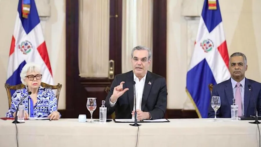 2d6c15d654bd7f03d72e8900a9ebd07f_XL