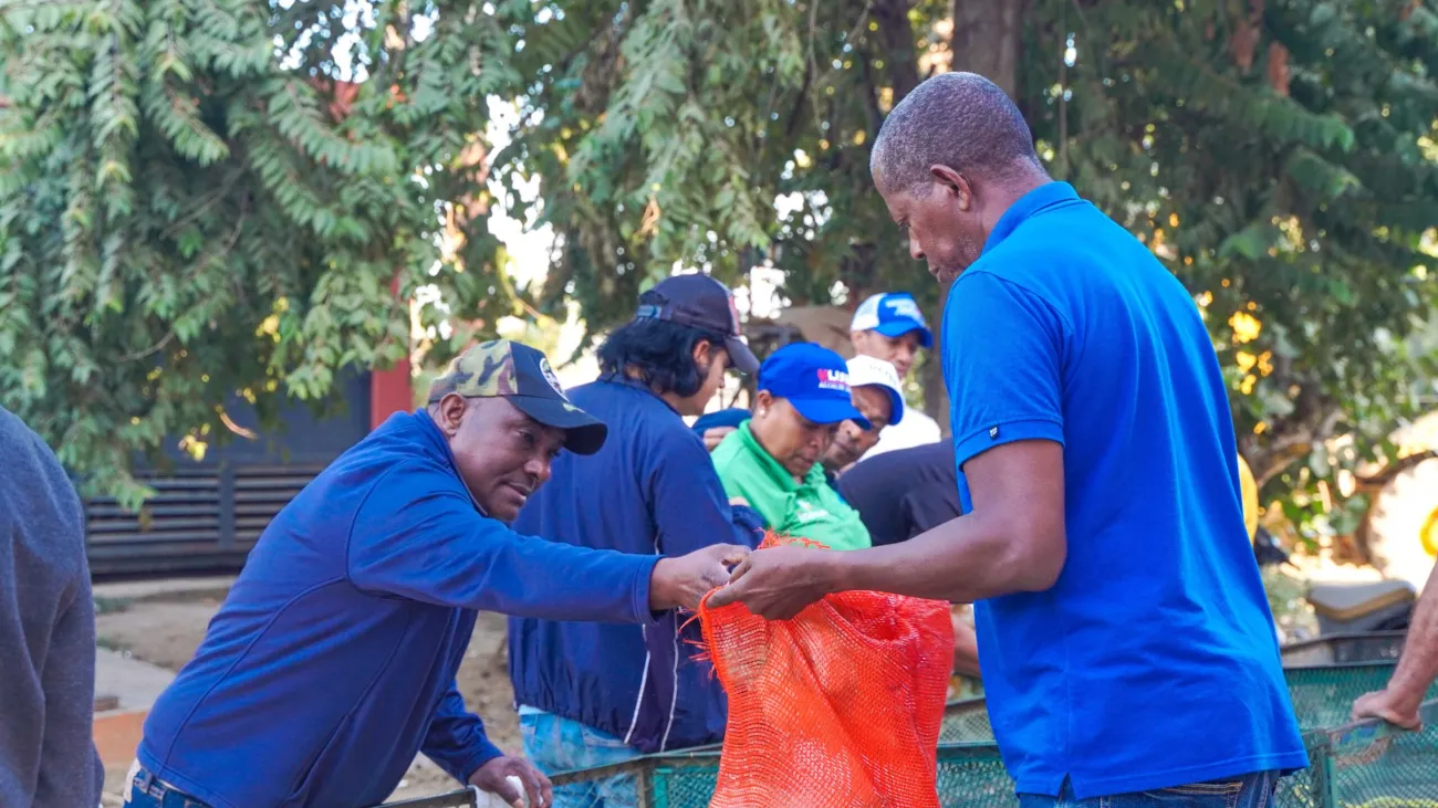 INESPRE-REALIZA-MERCADO-DE-PRODUCTORES-EN-SANTIAGO-OESTE-7-scaled