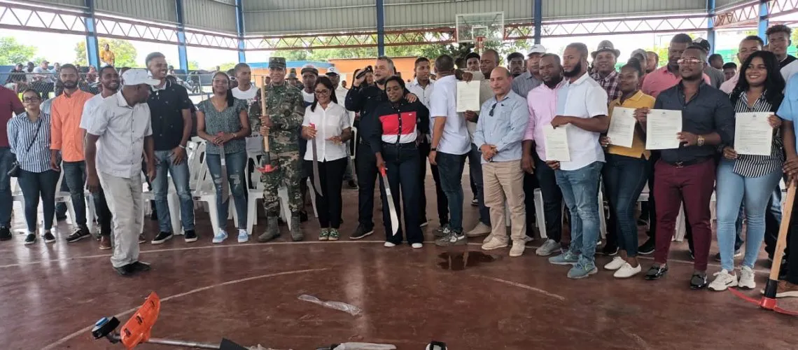 IMG_6420-qp8lpu2fcarsvwy3jvhpbp6vp049unzatjowiuro20