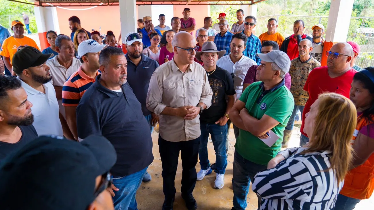 c6c90425-15bb-4d23-9e1b-0a2ba34354bb