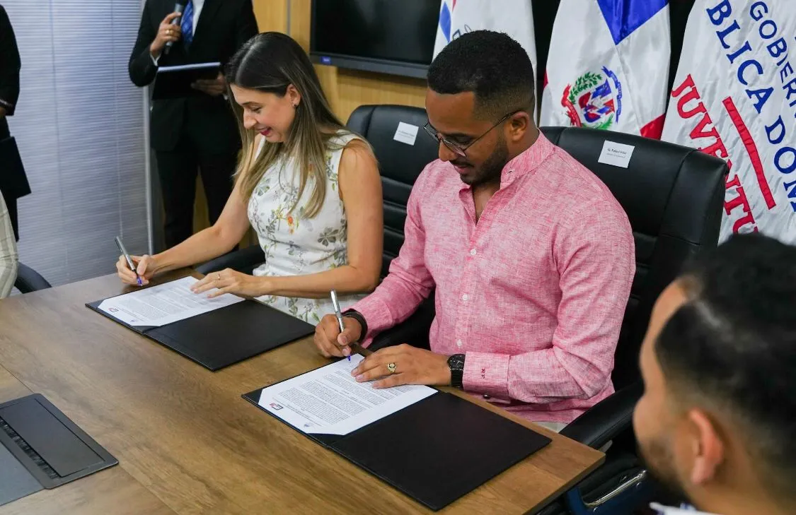 Juventud-y-DGCINE-firman-convenio-para-promover-formacion-en-cinematografia